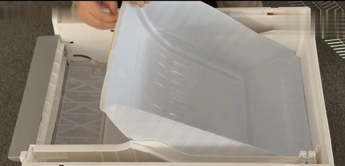 Disposable Vessel for Cat Litter Box